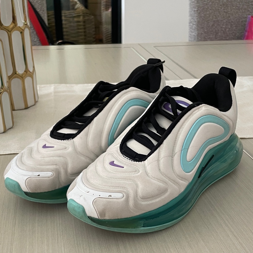 Nike Women’s White & Teal Air Max 720-Inspired Sneakers with Purple Logo